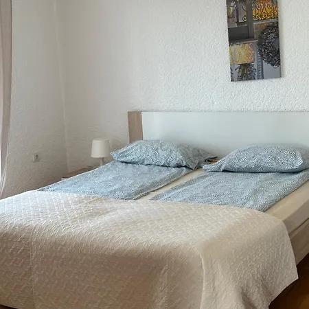 Peloza 1 Apartman *