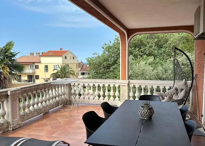 Apartament Peloza 1 *